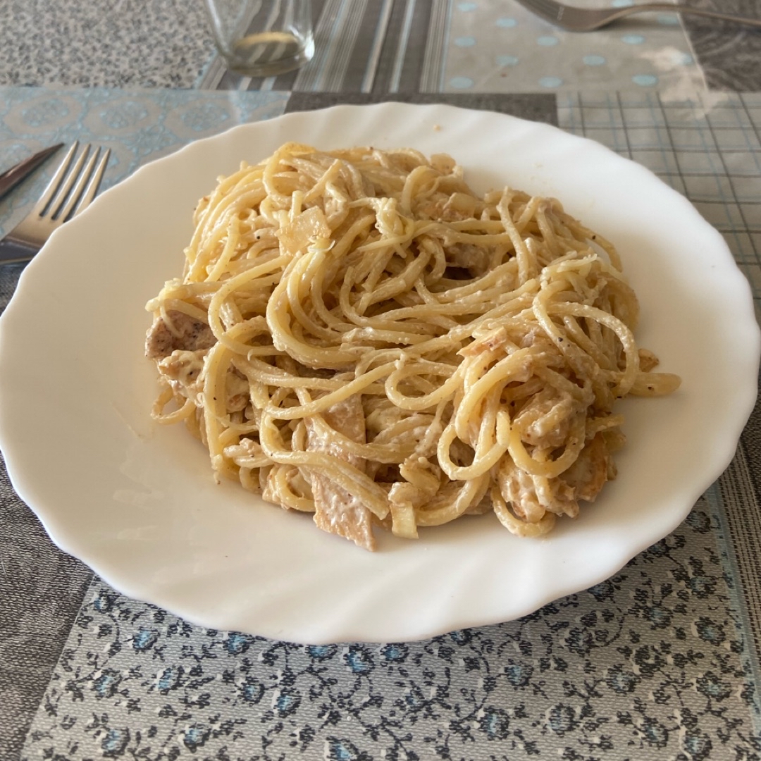 Espaguetis a la carbonara 