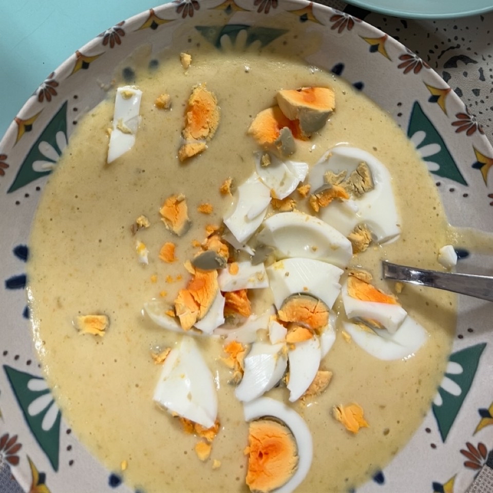 Pure de patata, zanahoria, cebolla y judías + huevo cocido y boniato al micro