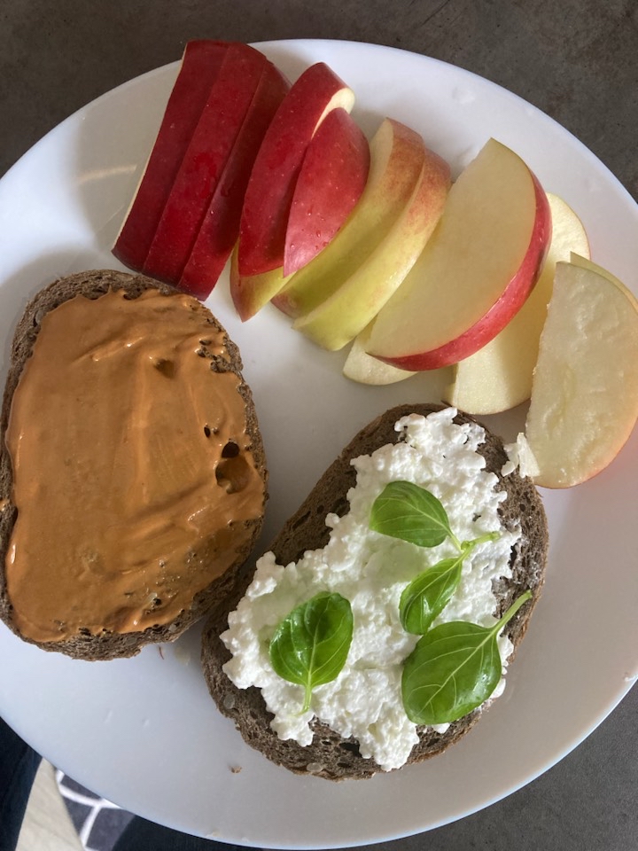 Desayuno sencillo🥣☕️💖🧚🏼♂️☀️ Desayuno sencillo🥣☕️💖🧚🏼♂️☀️