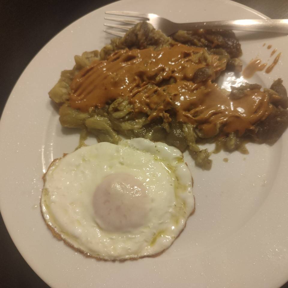 Berenjenas asadas en air fryer con salsa de cacahuete Berenjenas asadas en air fryer con salsa de cacahuete