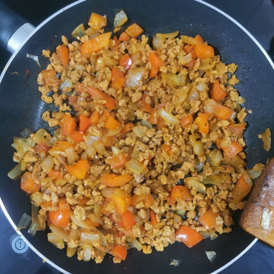 Ensalada de quinoa con soja texturizada Paso 1 Ensalada de quinoa con soja texturizada Paso 1