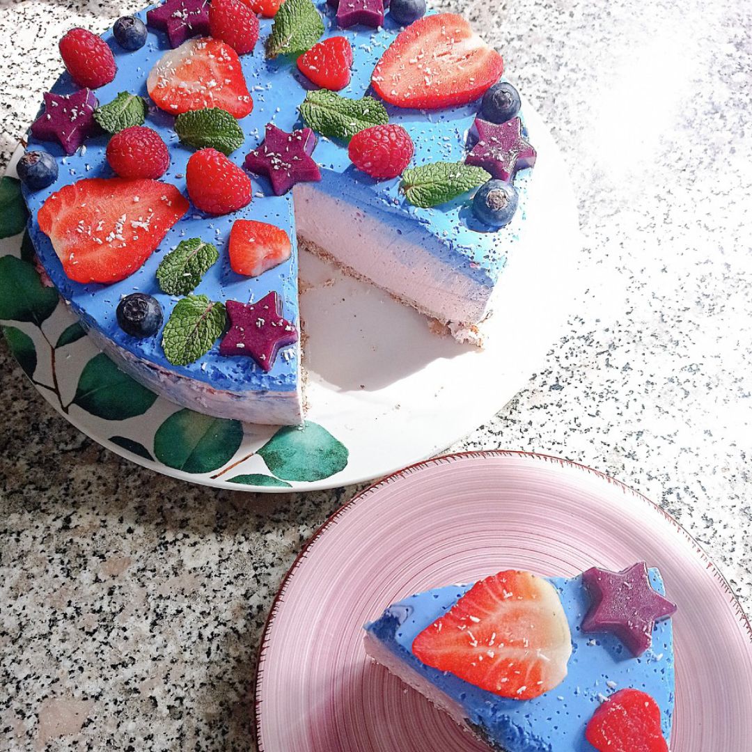Cheesecake de fresa 🍓y espirulina azul 💙 Paso 10 Cheesecake de fresa 🍓y espirulina azul 💙 Paso 10