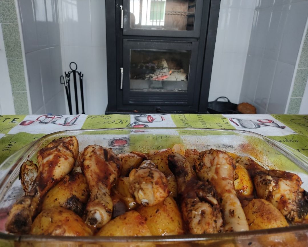 Jamoncitos con patatas al horno Jamoncitos con patatas al horno