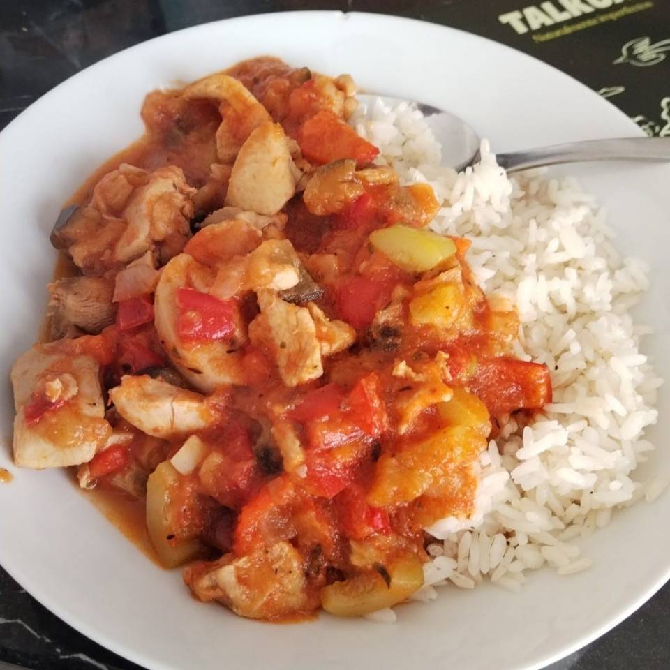 Poulet basquaise
