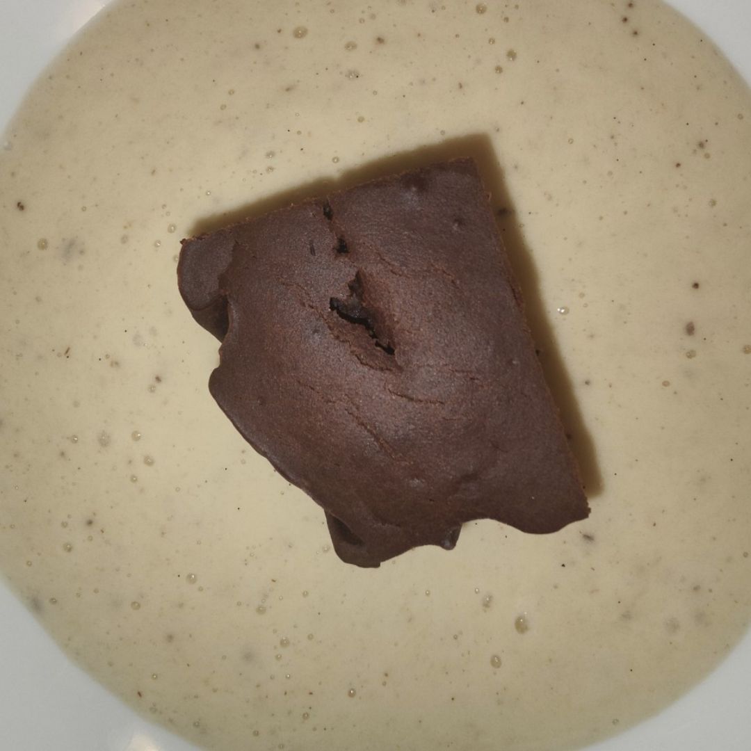 Brownie de café y nueces con crema fresquita de plátano y vainilla 🍌☕ Paso 5 Brownie de café y nueces con crema fresquita de plátano y vainilla 🍌☕ Paso 5