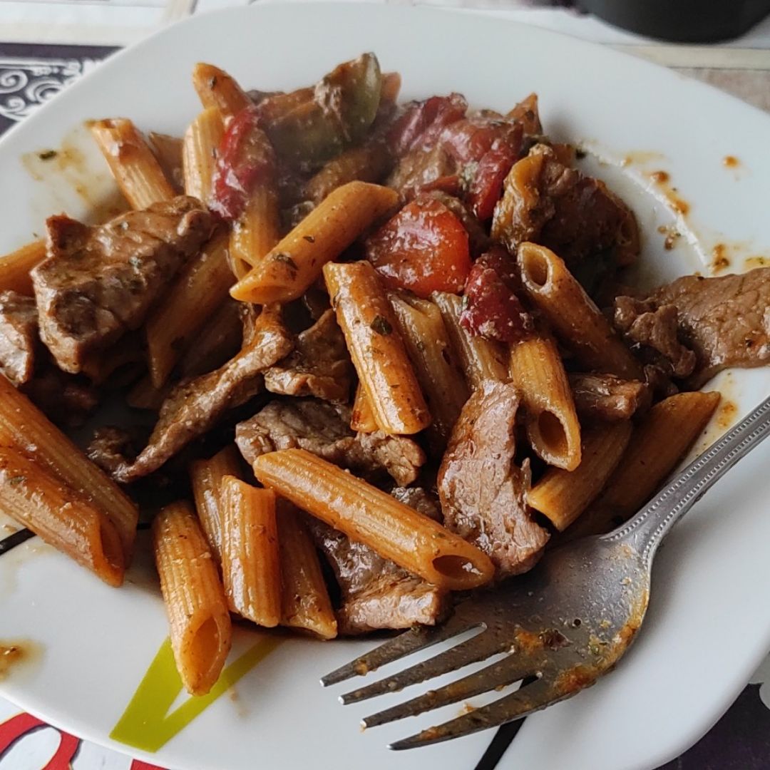 Ternera con pasta