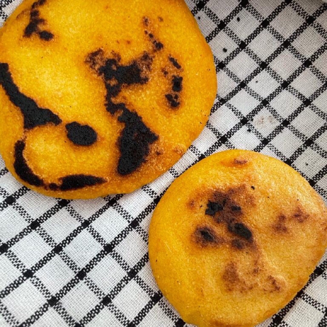 Arepas. Arepas.