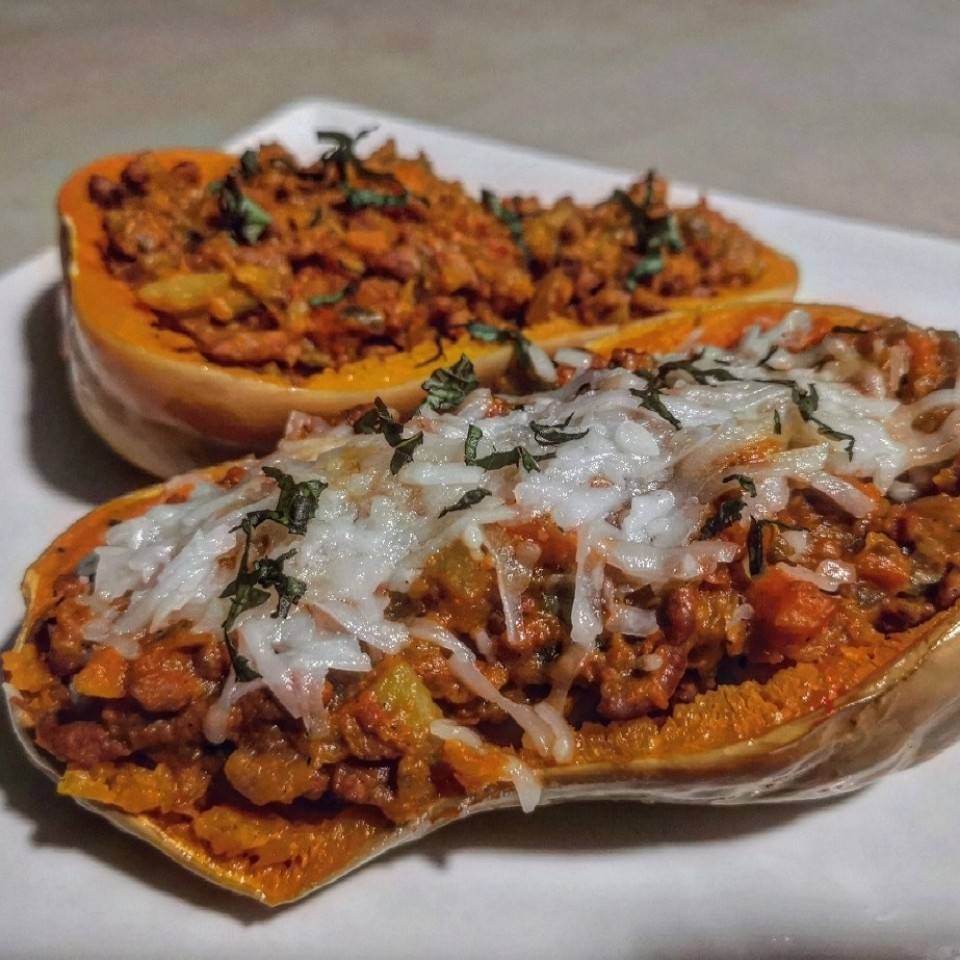 CALABAZA RELLENA DE CARNE Y VERDURAS