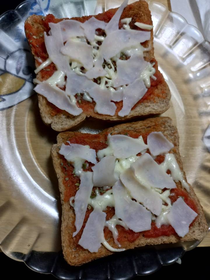Pizza en pan de molde Pizza en pan de molde