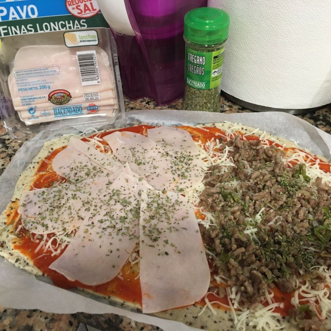 Pizza combinada ( receta inventada de mi padre y mía) Paso 6 Pizza combinada ( receta inventada de mi padre y mía) Paso 6