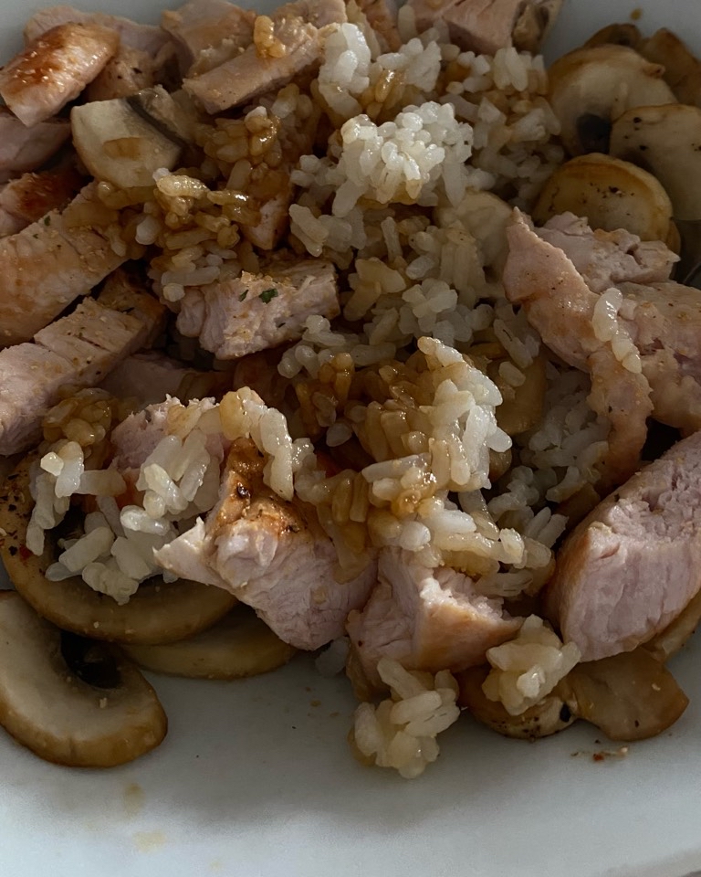 Arroz con pavo estilo chino Arroz con pavo estilo chino