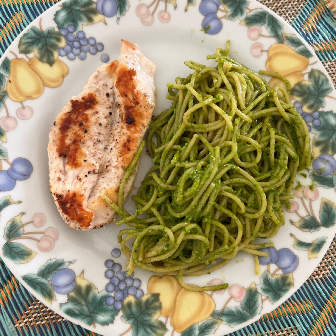 Pesto de espinacas y pistachos Pesto de espinacas y pistachos