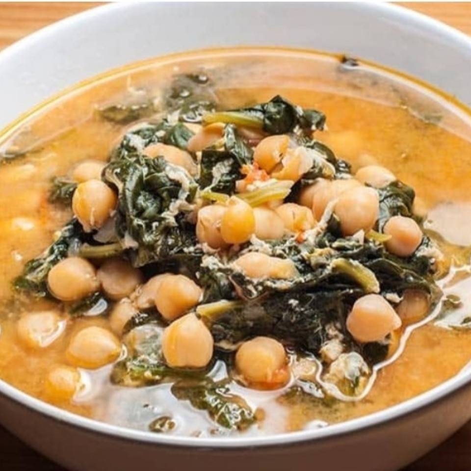POTAJE DE GARBANZOS CON ESPINACAS POTAJE DE GARBANZOS CON ESPINACAS