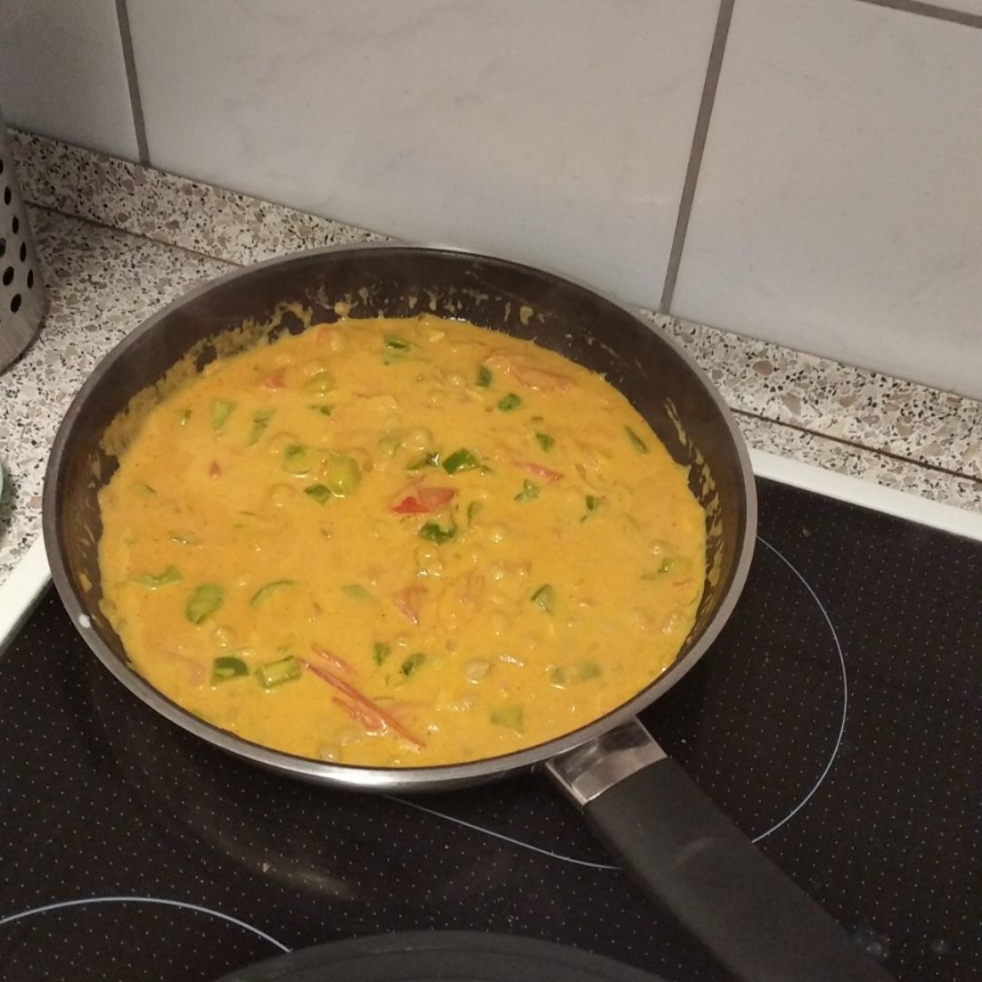 Curry de garbanzos y arroz Paso 1