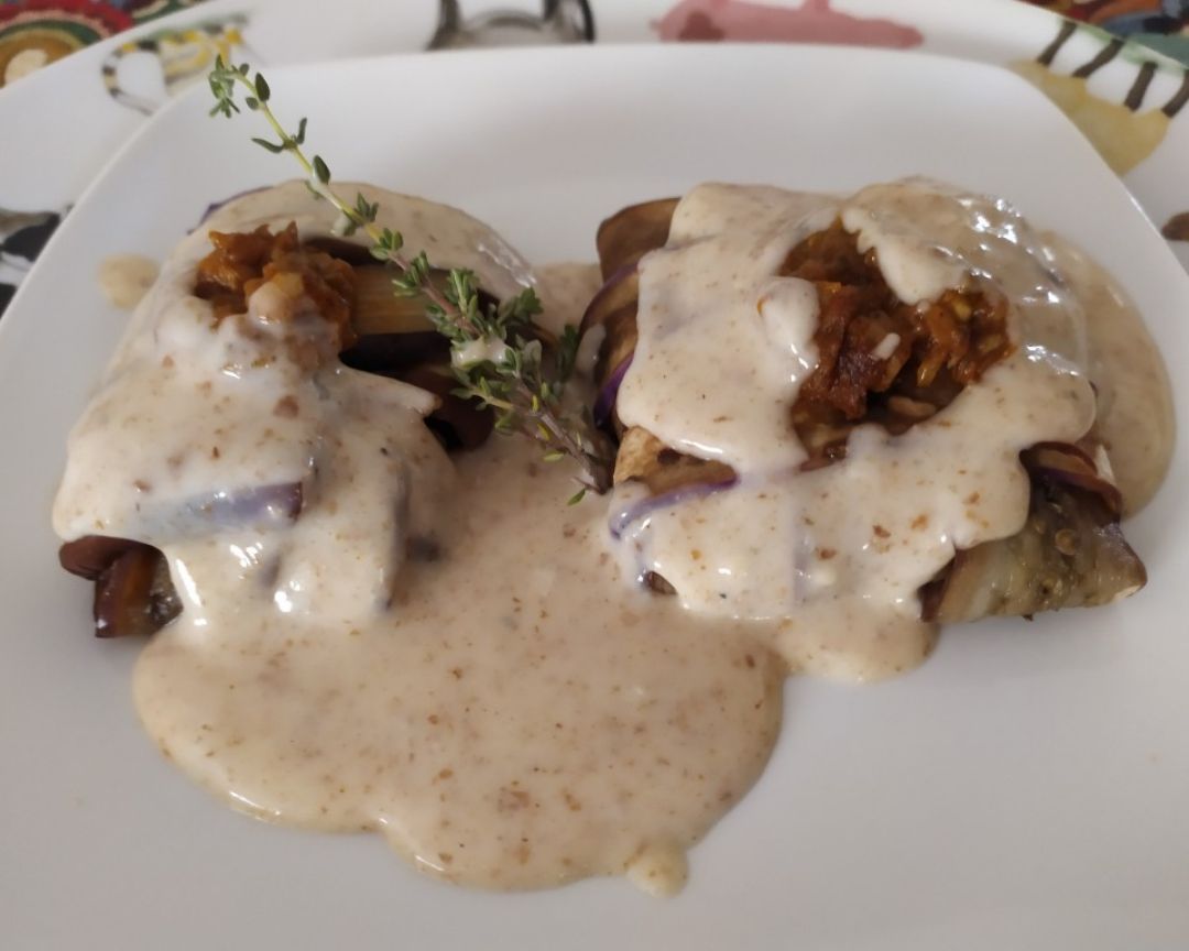 Realfood de berenjena japonesa con salsa de bechamel con roquefort🍆🧀🍄 Realfood de berenjena japonesa con salsa de bechamel con roquefort🍆🧀🍄