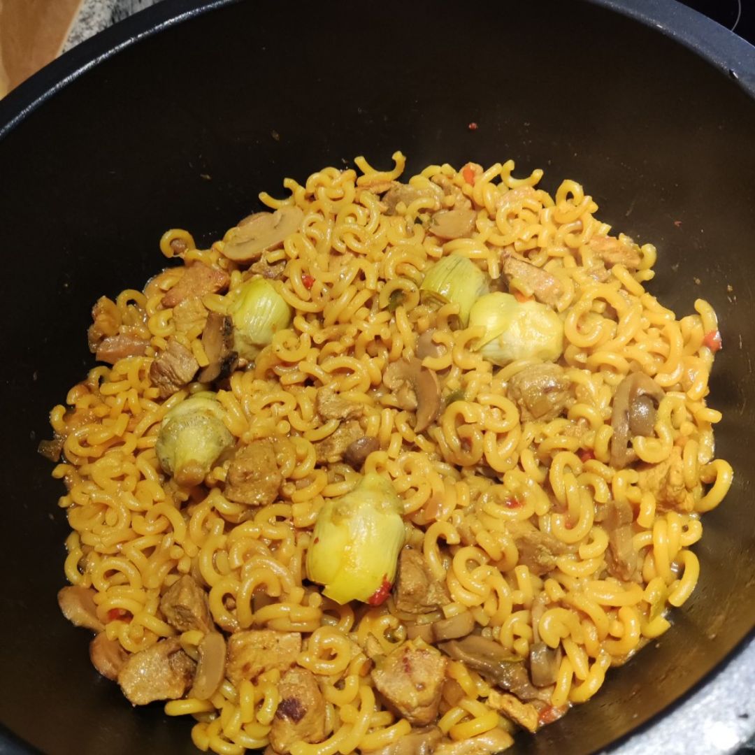 Fideuá de carne y verduras Paso 4 Fideuá de carne y verduras Paso 4