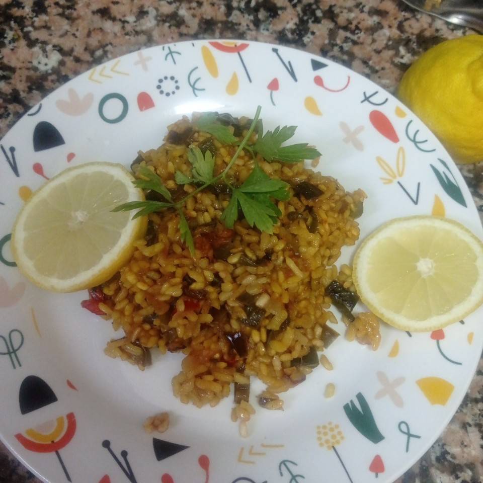 Paella de verduras. Paella de verduras.