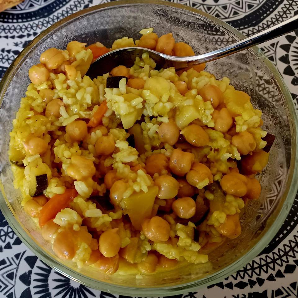 Garbanzos express con verduras y arroz Garbanzos express con verduras y arroz