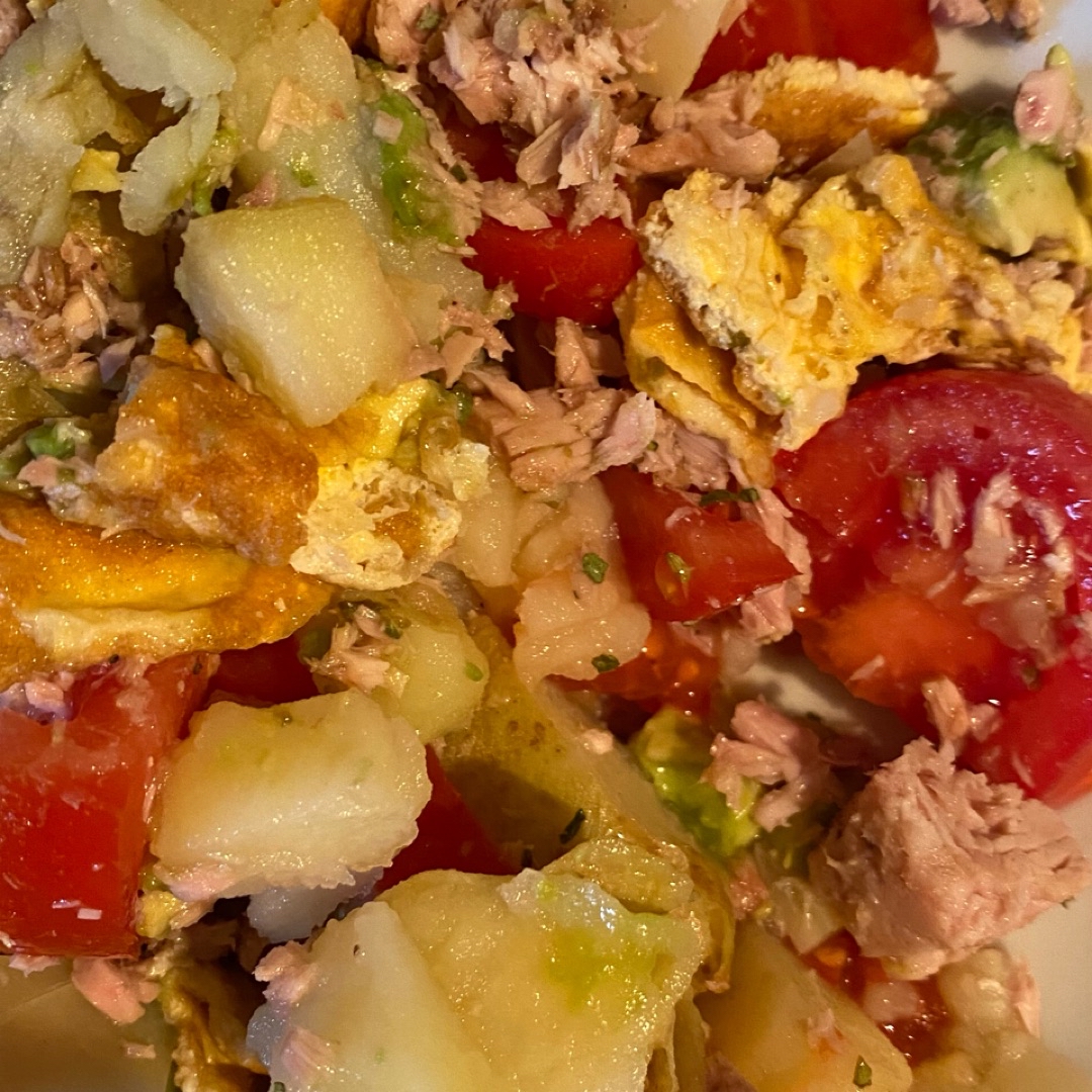 ensalada de tomate y patatas ensalada de tomate y patatas