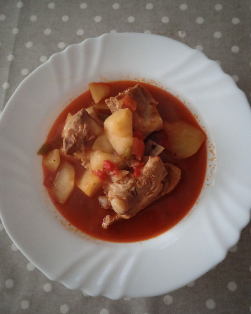 Patatas con costilla Patatas con costilla