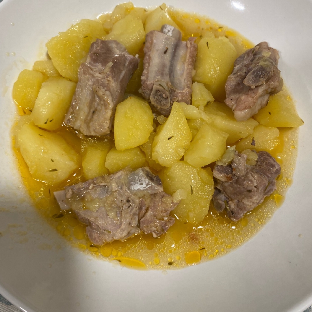 Costillas con patatas 馃ィ Costillas con patatas 馃ィ