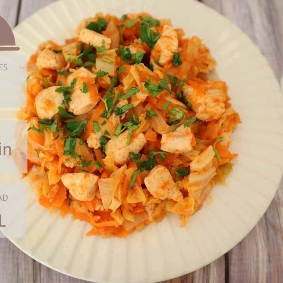 Salteado de pollo con verduras Salteado de pollo con verduras
