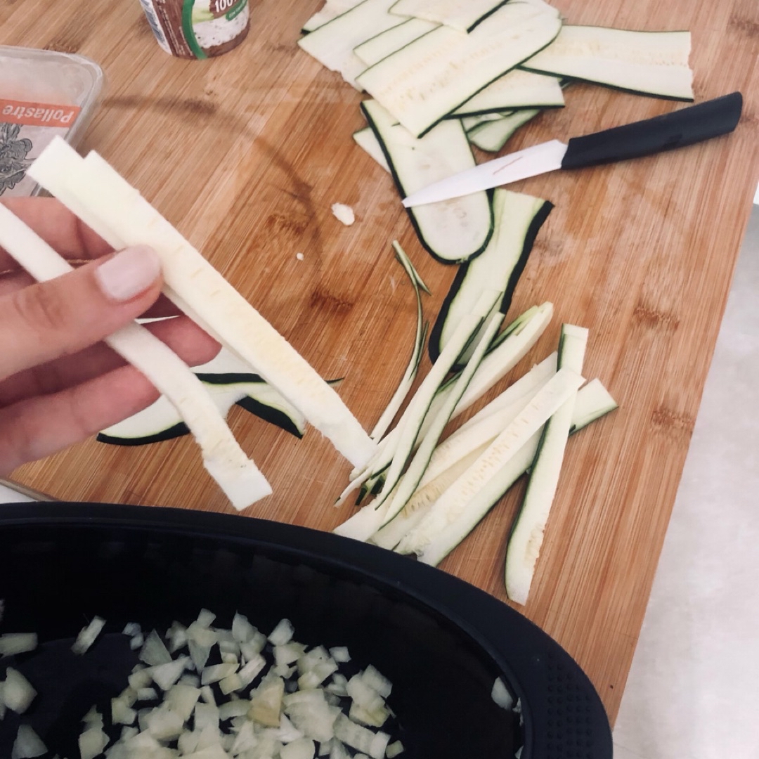 Tallarines de calabacín con pollo y queso crema Paso 0