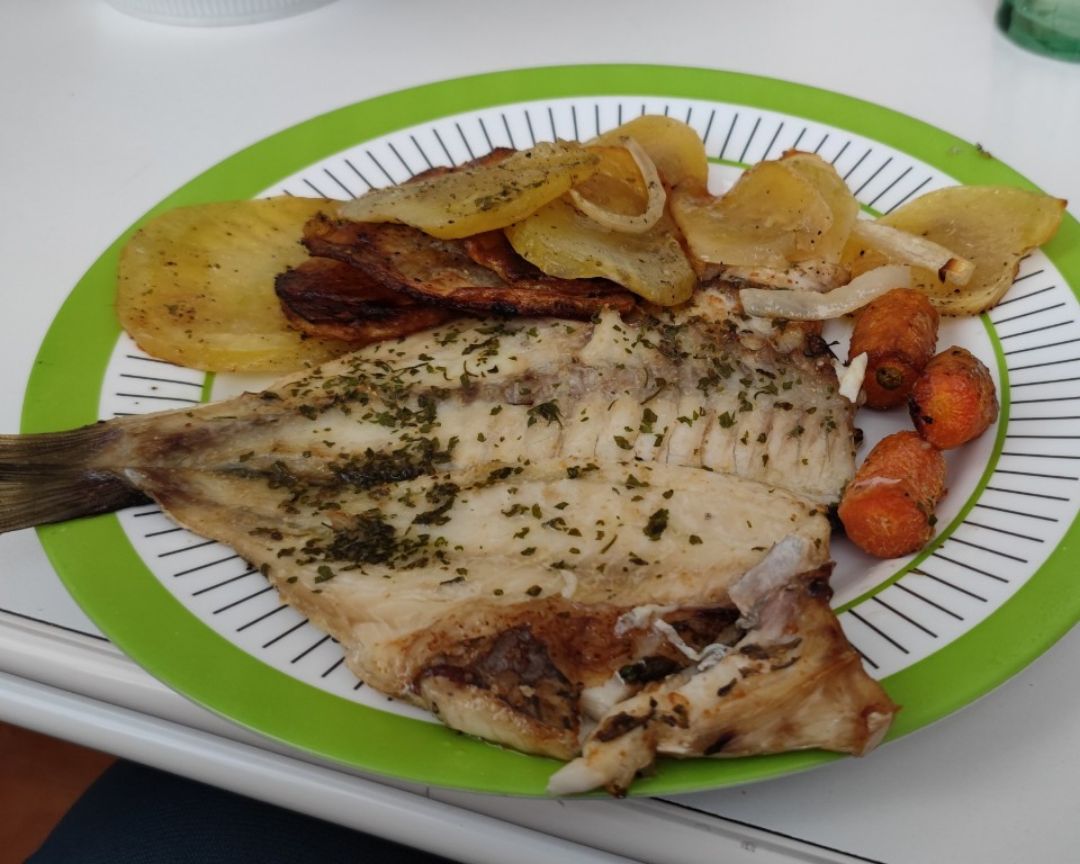 Dorada con verduras al horno Dorada con verduras al horno