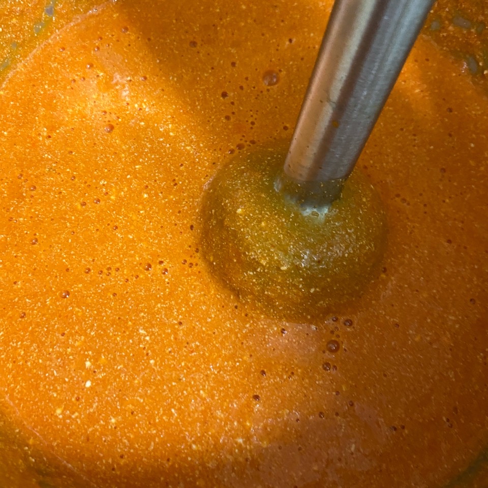 Garbanzos con salsa de coliflor y pimientos