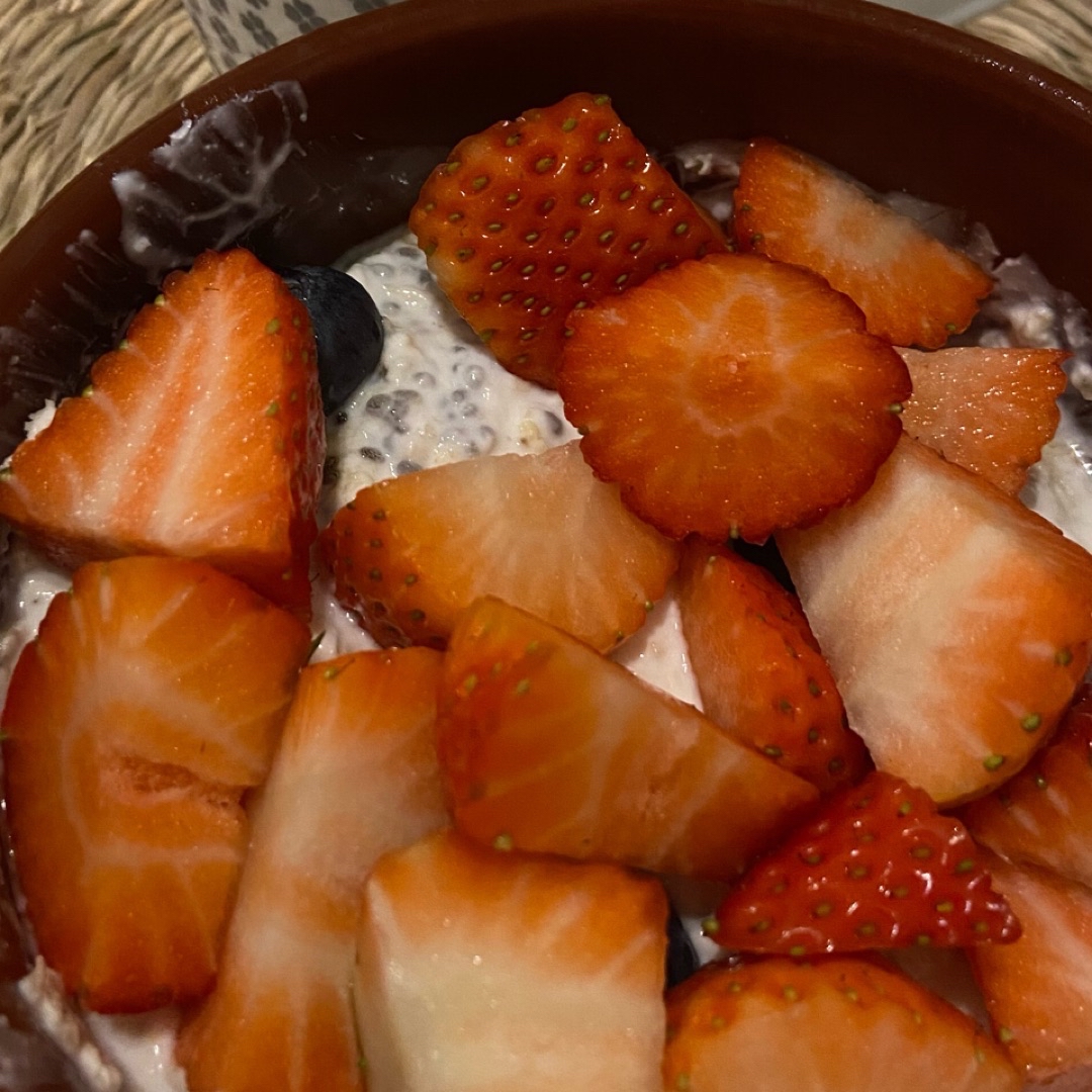 Bolw de kefir y fruta Bolw de kefir y fruta
