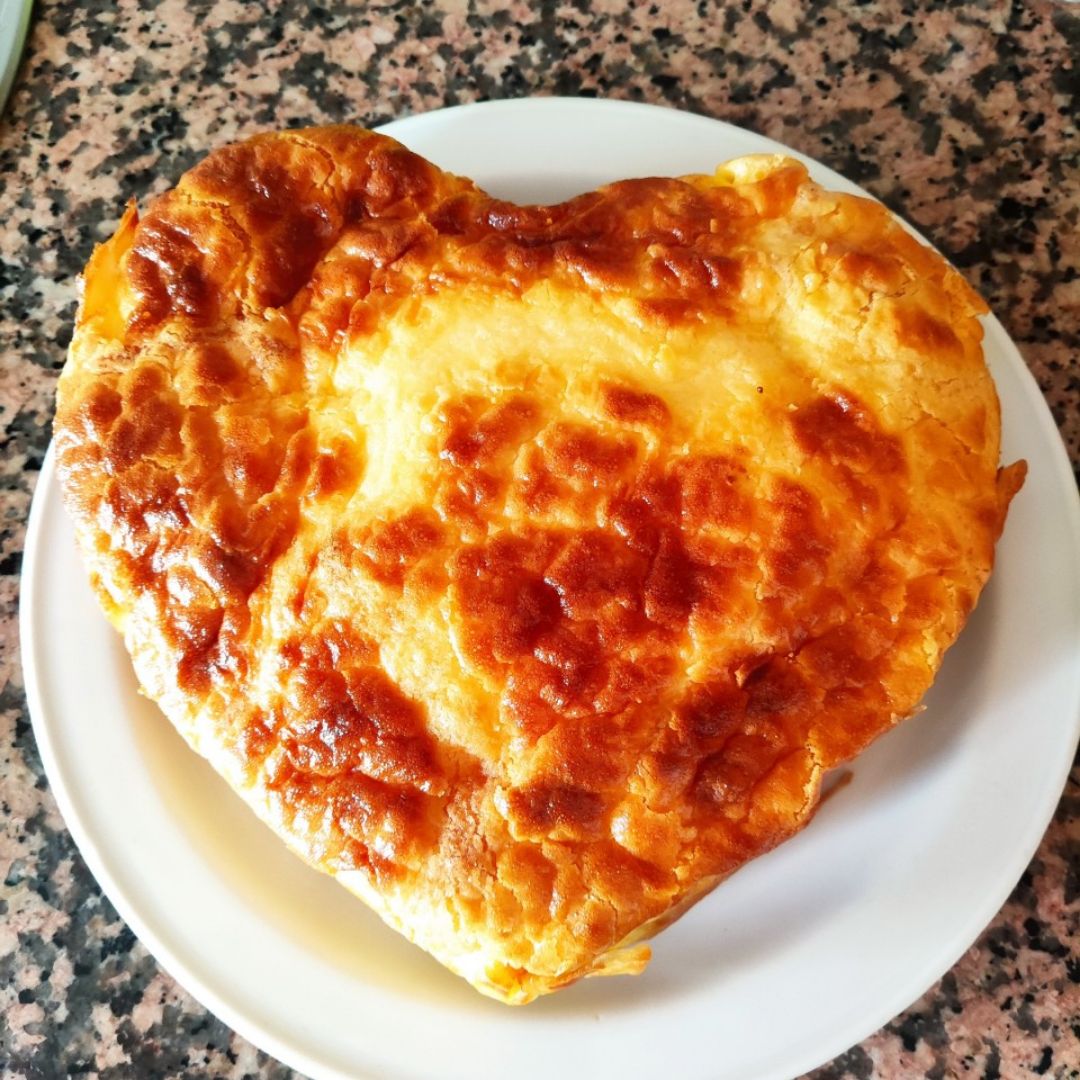 Tarta de queso y bizcocho de zanahoria 40 minutos horno a 180grados Tarta de queso y bizcocho de zanahoria 40 minutos horno a 180grados