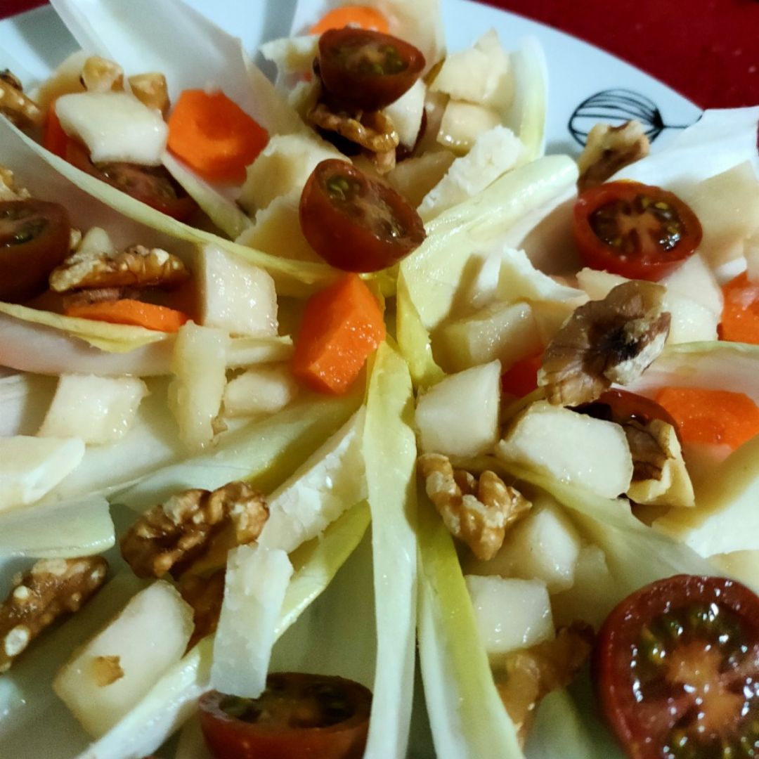 Ensalada de Endivias y Pera Ensalada de Endivias y Pera