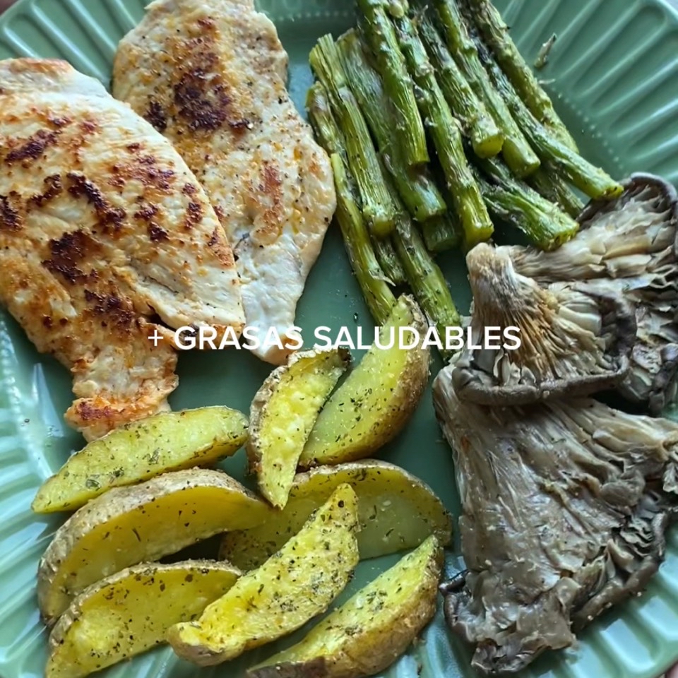 Pollo con patata y vegetales