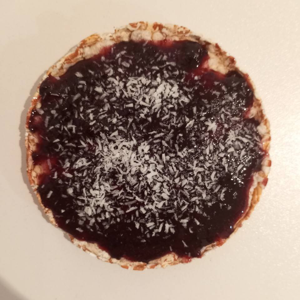 Tortita con mermelada casera y coco 🥥 Tortita con mermelada casera y coco 🥥