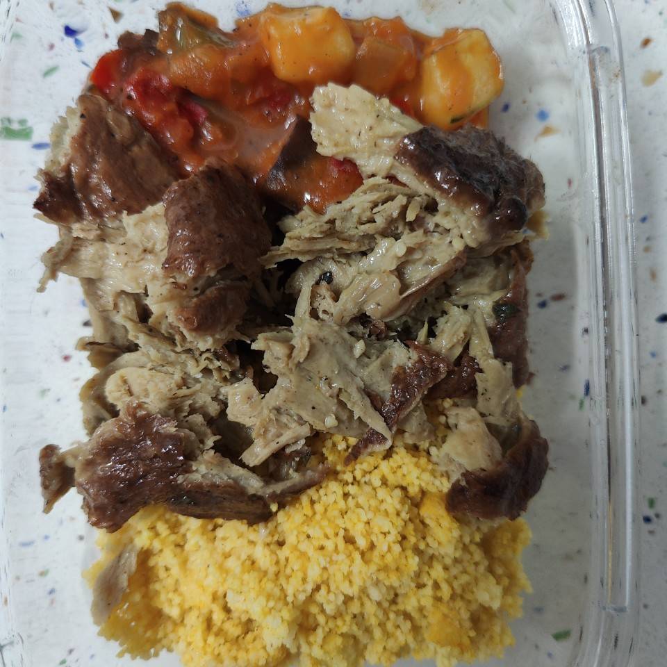 Seitán casero con pisto y cous cous Seitán casero con pisto y cous cous
