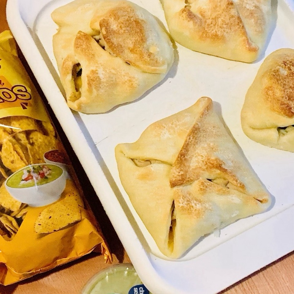pizza / empanada rellena vegetal 🌱 pizza / empanada rellena vegetal 🌱