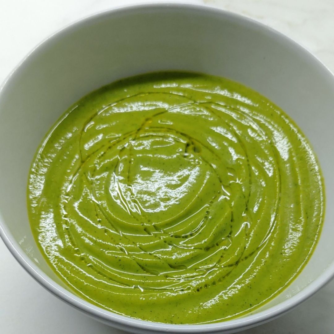 Crema fría de calabacin a la menta Crema fría de calabacin a la menta