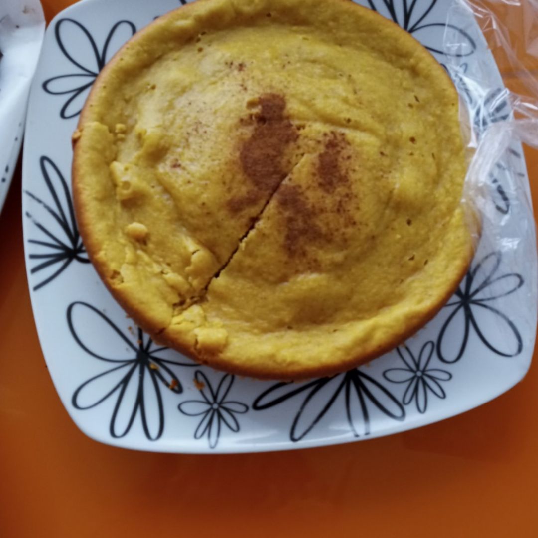 Bizcocho de avena, naranja y zanahoria 