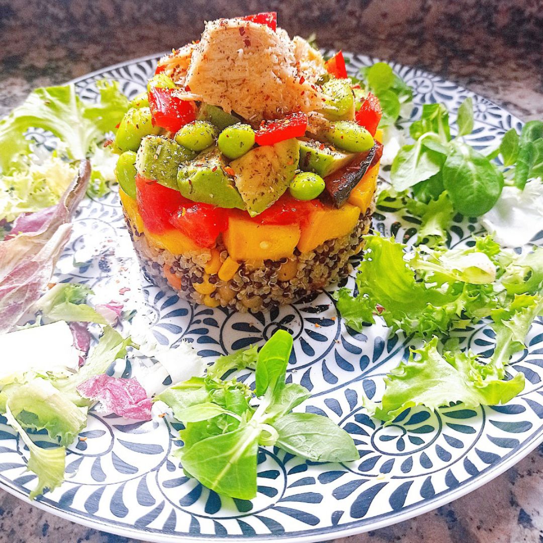 Tartar  de quinoa y garbanzos con 🥭🥑🍅 Paso 3