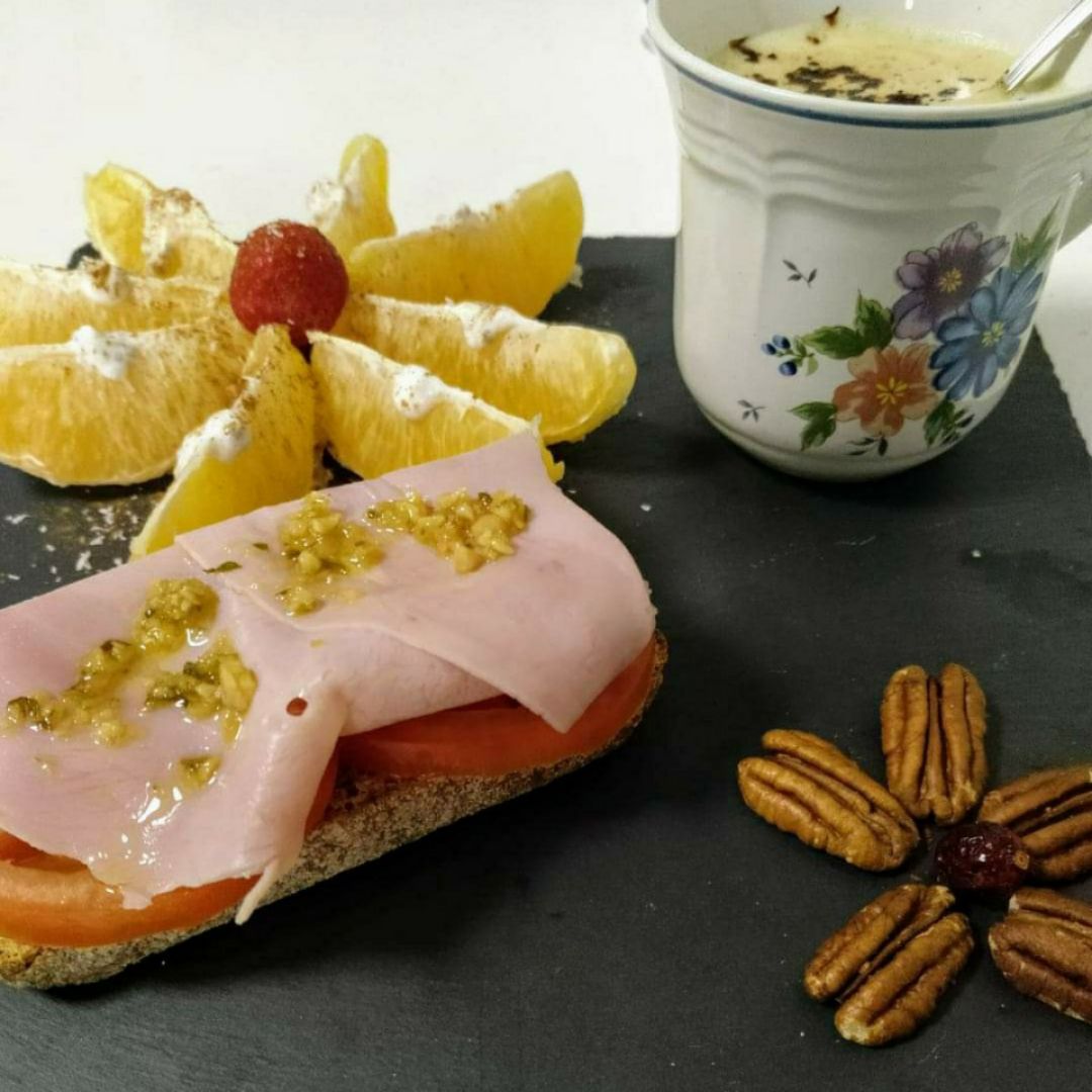 DESAYUNO SALUDABLE DESAYUNO SALUDABLE