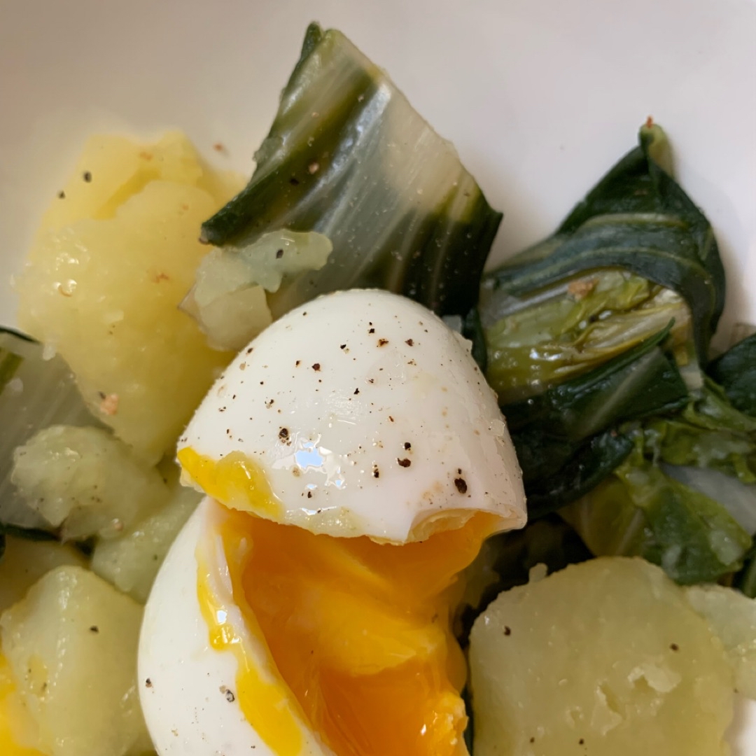 Acelgas, huevo y patatas Acelgas, huevo y patatas