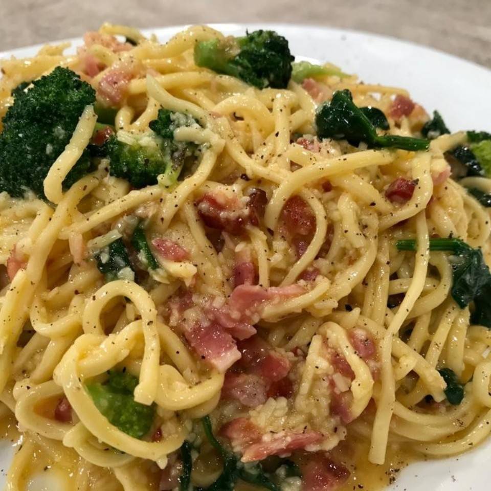Carbonara con espinacas Carbonara con espinacas
