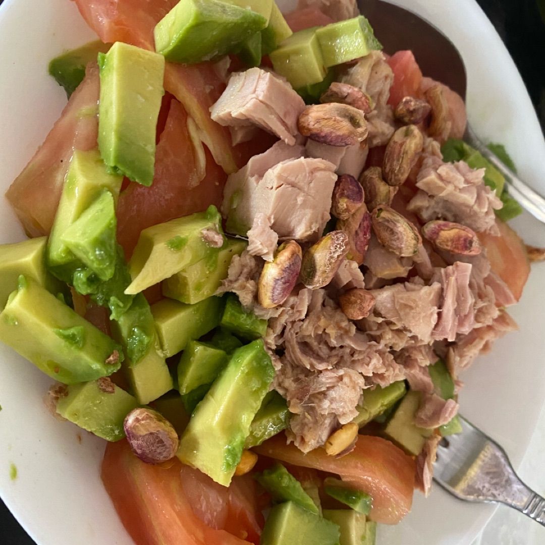 Ensalada de tomate y aguacate Paso 3 Ensalada de tomate y aguacate Paso 3