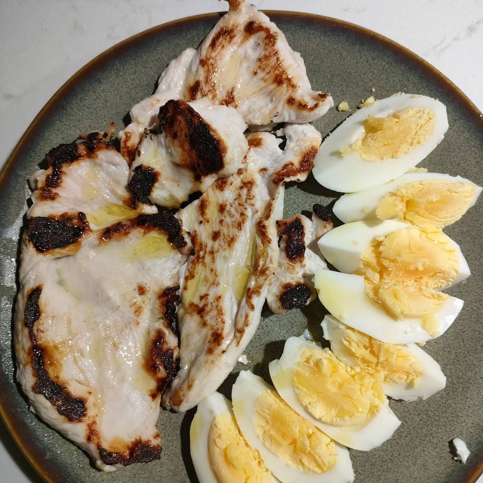 Pavo y huevos Pavo y huevos