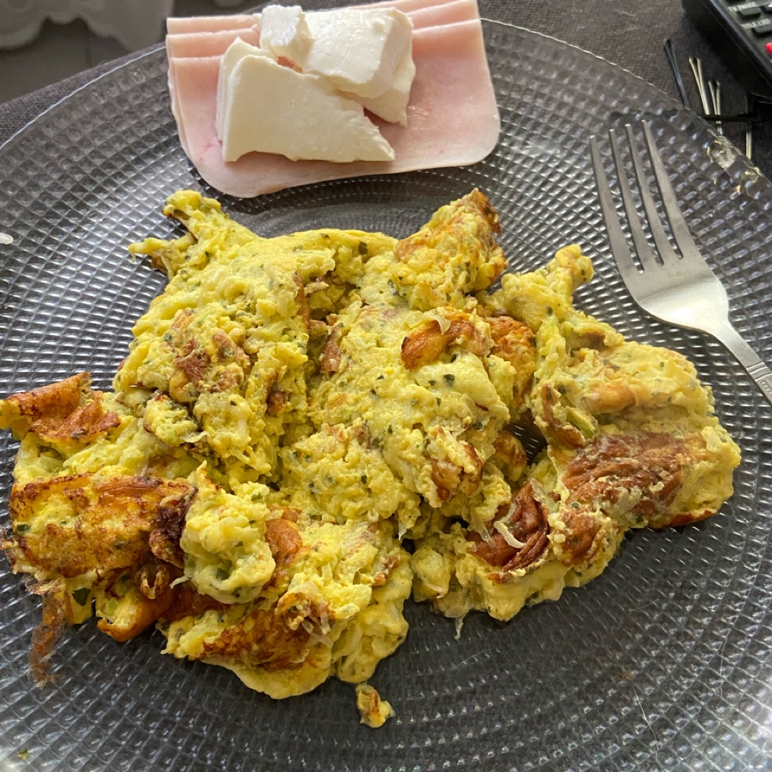 Tortilla de calabacín con queso fresco y pavo Tortilla de calabacín con queso fresco y pavo