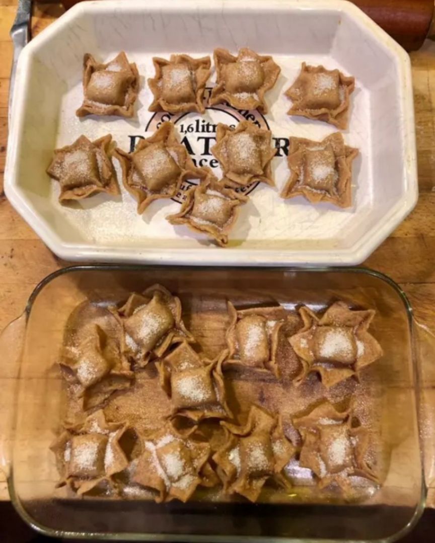Pastelitos de membrillo con harina integral . Pastelitos de membrillo con harina integral .