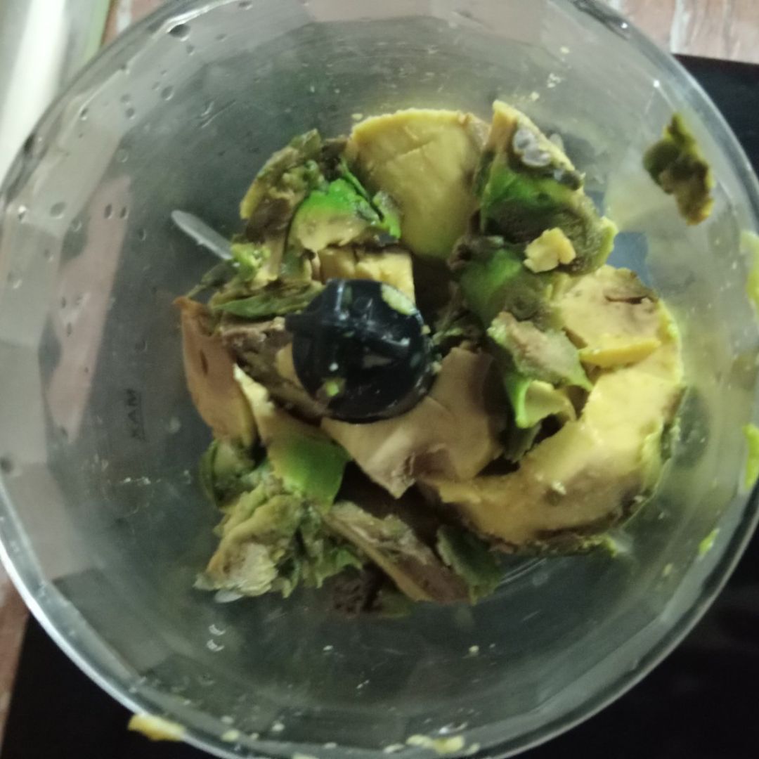 Guacamole 🥑 picante 🌶️ Paso 1 Guacamole 🥑 picante 🌶️ Paso 1