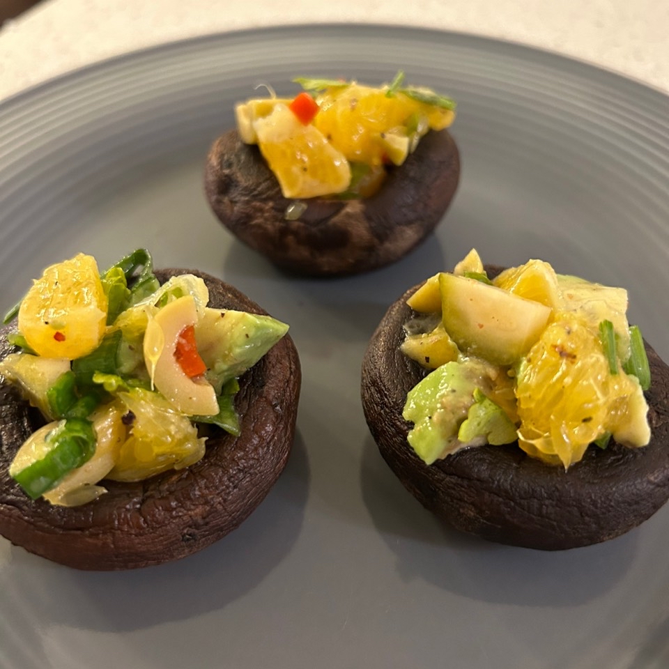 Champiñones con ensalada de naranja Champiñones con ensalada de naranja
