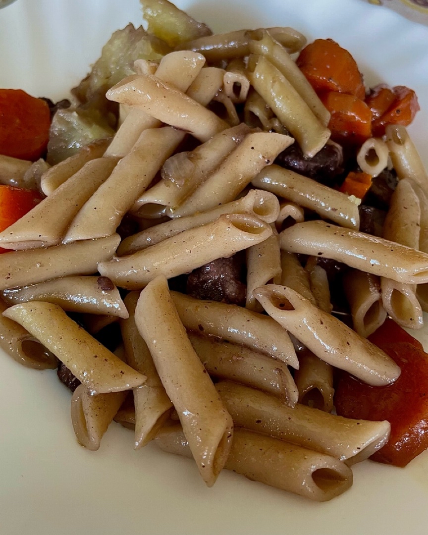 ESTOFADO DE TERNERA CON MACARRONES 🥩🍲