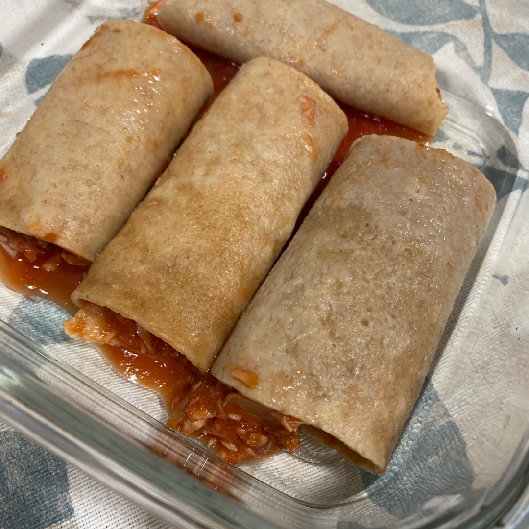 Canelones de espelta rellenos de atún picantes y queso de cabra 🫔 Paso 4 Canelones de espelta rellenos de atún picantes y queso de cabra 🫔 Paso 4